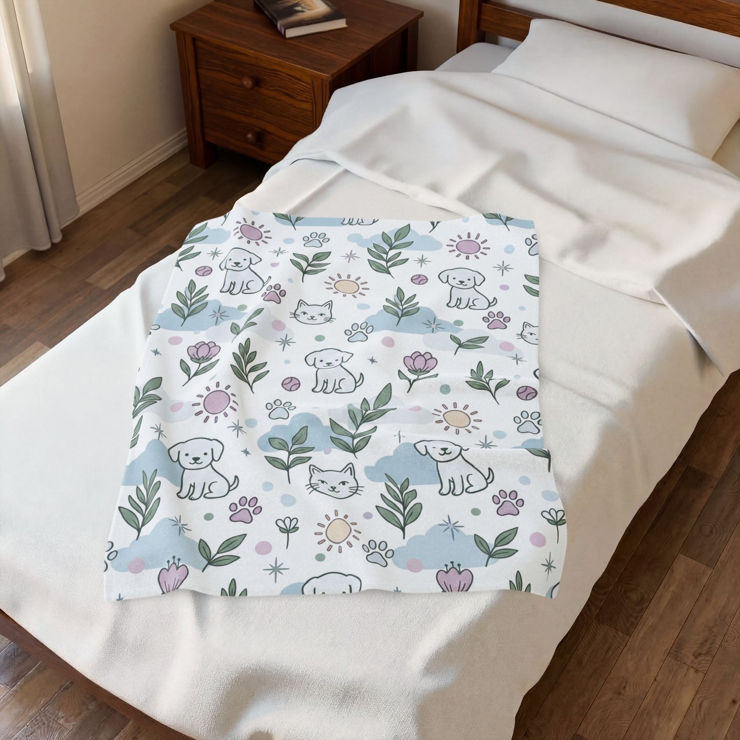 Cute Pets Velveteen Plush Blanket — Soft Floral Puppy & Kitten Throw for Nursery, Kids & Pet Lovers