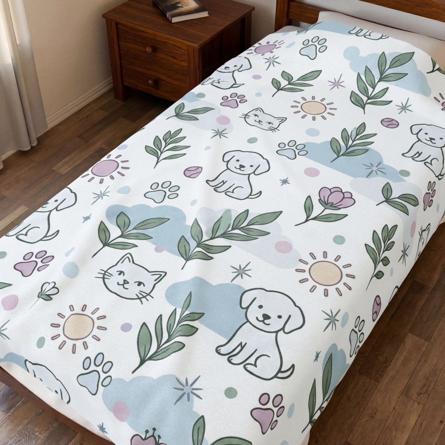 Cute Pets Velveteen Plush Blanket — Soft Floral Puppy & Kitten Throw for Nursery, Kids & Pet Lovers